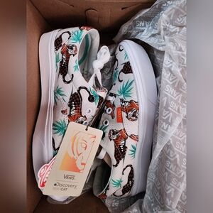 Rare Tiger Comfycush Vans